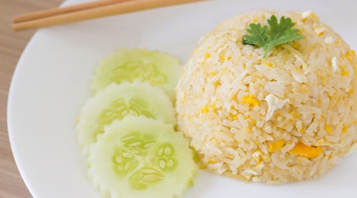 hagymás egyszerű tojásos rizs